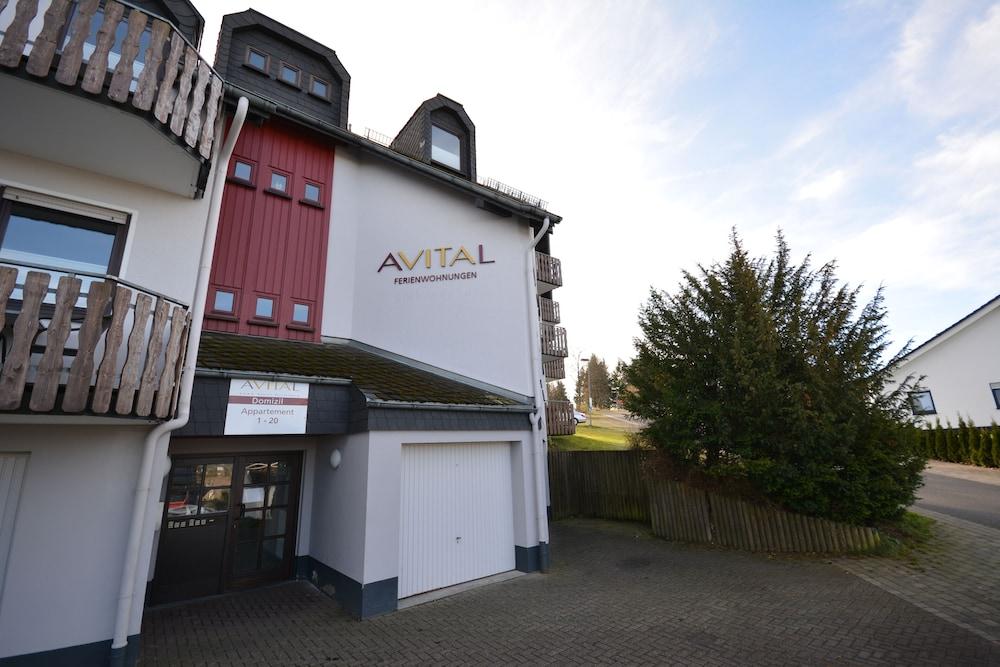 Avital 4*